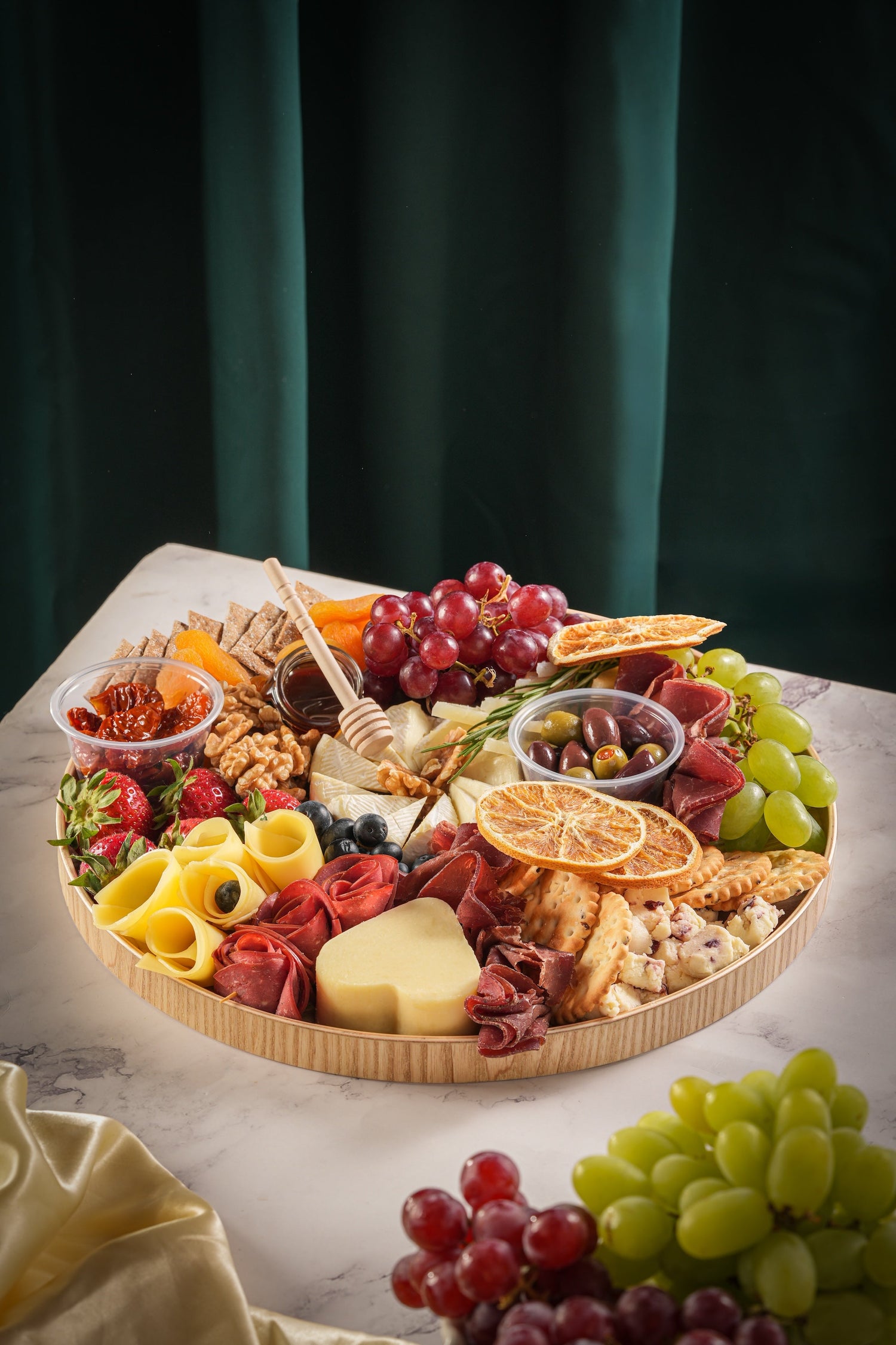 Trays & Platters